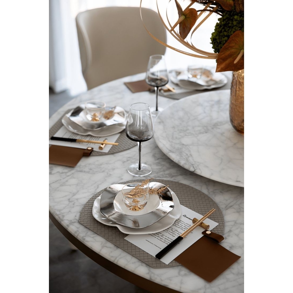 Dinning Table 6