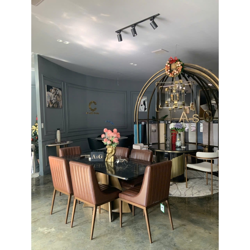 Dining Table 23